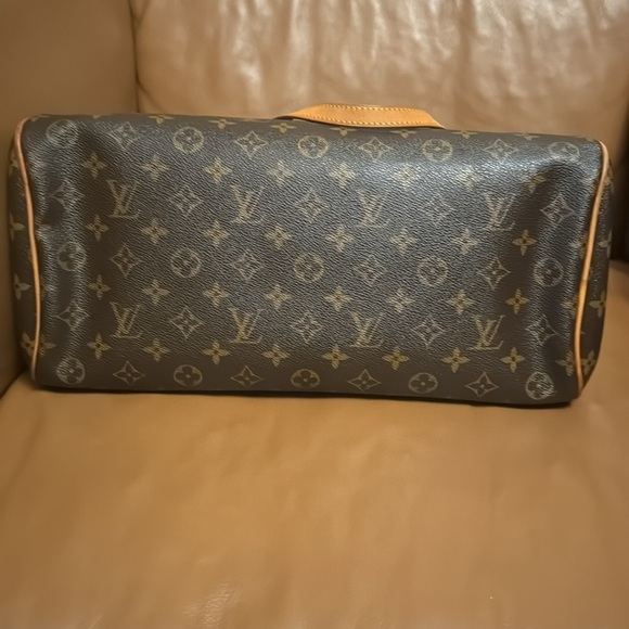 Louis Vuitton Montorgueil GM - Picture 8 of 12